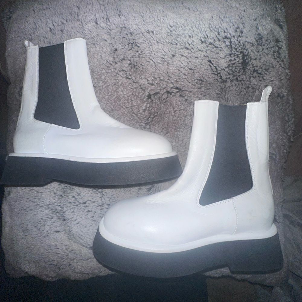 Wandler | White Rosa Chelsea Boot Size 5.5